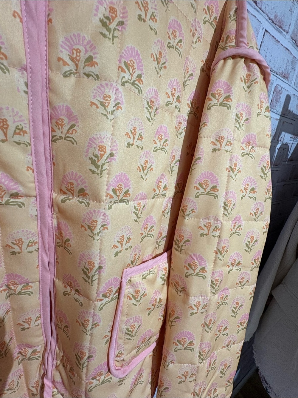 Quilted jacket - Picture 3 of 5